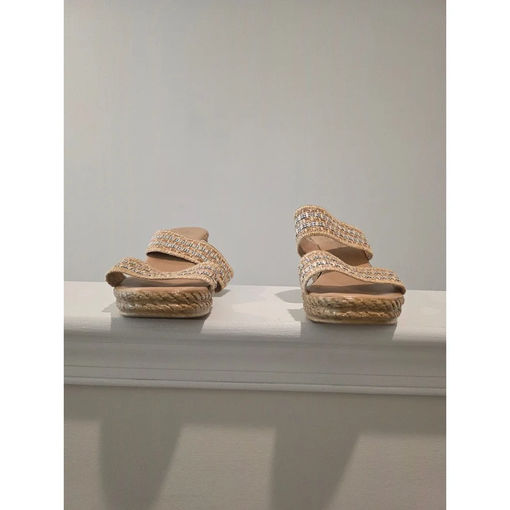 Women's sz 9 Mariella Made in Italy Tan Rhinestone Espadrille Wedge Sandals